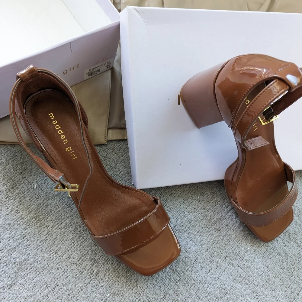 Madden Girl Francesca's Collections Brown Patent Block Heel Sandals